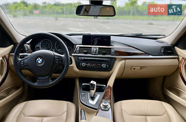 Седан BMW 3 Series 2012 в 