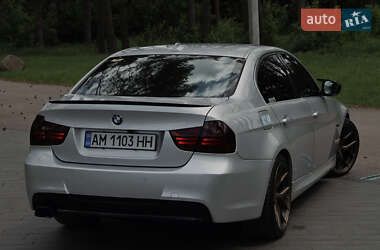 Седан BMW 3 Series 2011 в 