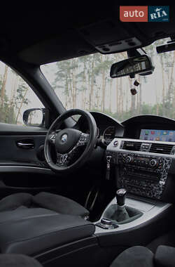 Седан BMW 3 Series 2011 в 