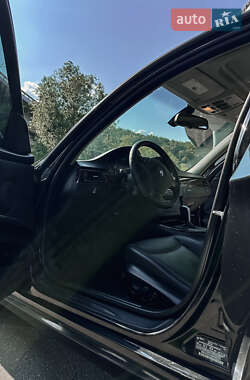 Седан BMW 3 Series 2011 в 
