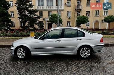 Седан BMW 3 Series 2000 в 