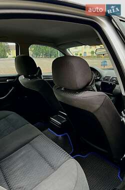 Седан BMW 3 Series 2000 в 