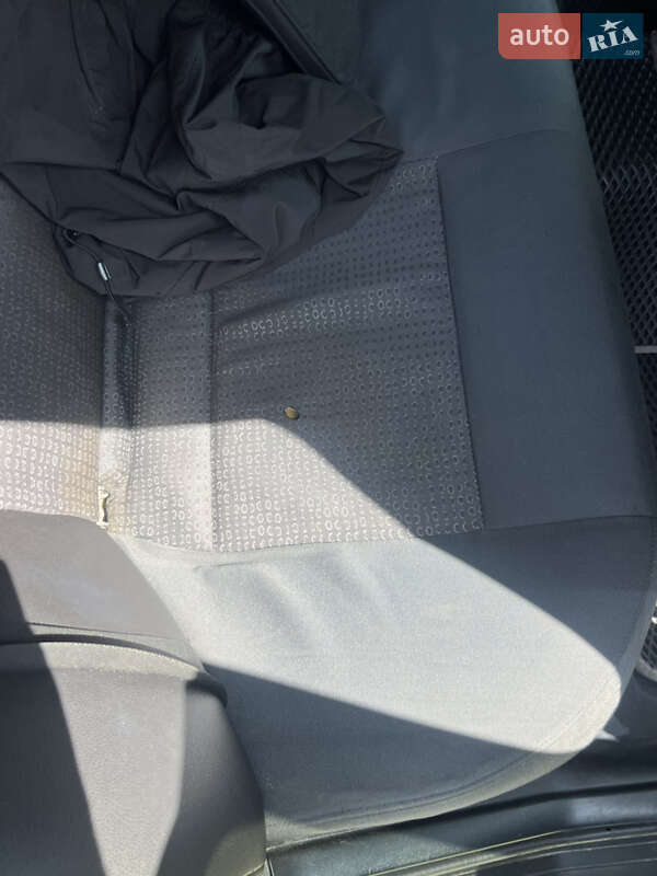 Седан BMW 3 Series 2002 в Чернобае фото 30 Седан BMW 3 Series 2002 в Чернобае