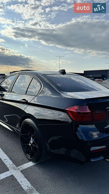 Седан BMW 3 Series 2014 в Дніпрі