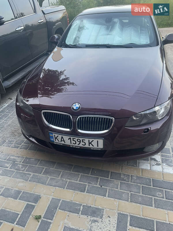 Кабриолет BMW 3 Series 2007 в Киеве