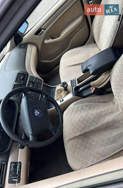 Седан BMW 3 Series 1998 в 