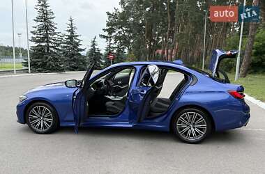 Седан BMW 3 Series 2022 в 