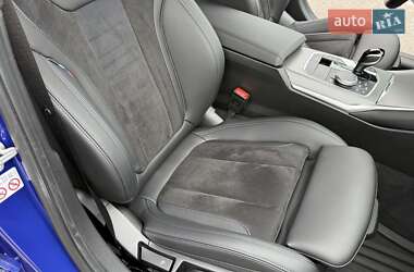 Седан BMW 3 Series 2022 в 