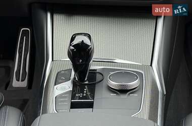 Седан BMW 3 Series 2022 в 