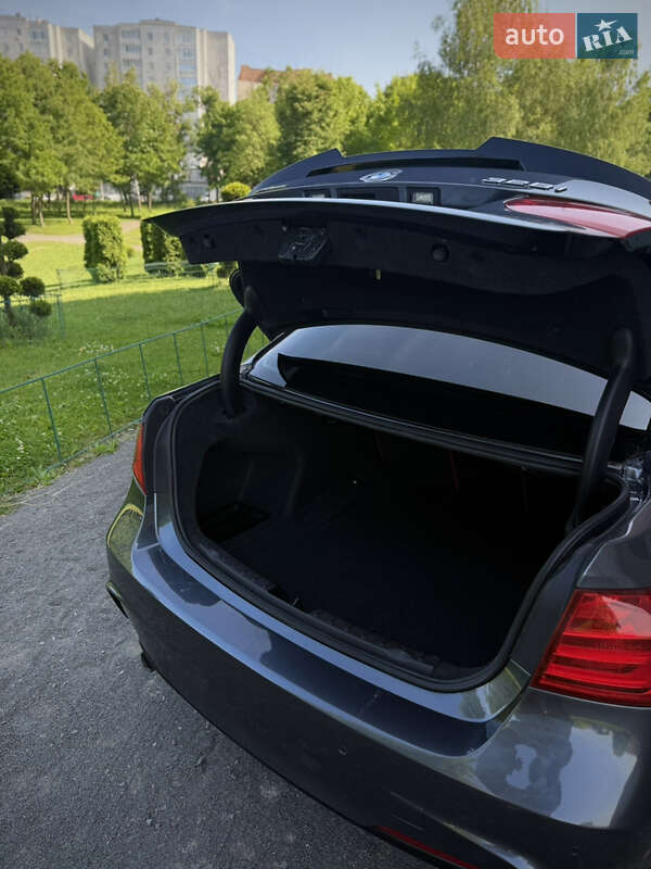 Седан BMW 3 Series 2015 в Хмельницком