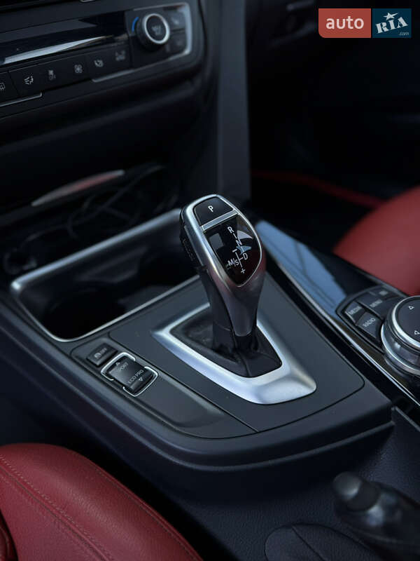 Седан BMW 3 Series 2015 в Хмельницком