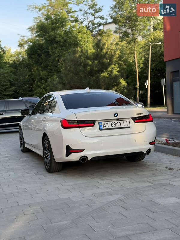 Седан BMW 3 Series 2020 в Ивано-Франковске