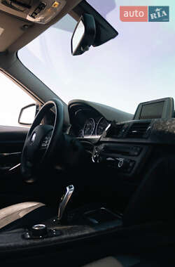 Седан BMW 3 Series 2013 в 