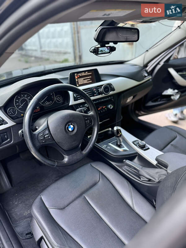 Седан BMW 3 Series 2014 в Одесі