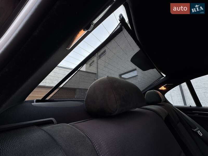 Седан BMW 3 Series 2000 в Львові