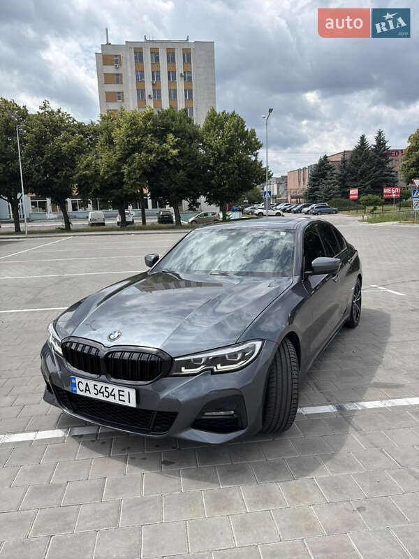Седан BMW 3 Series 2019 в Черкассах