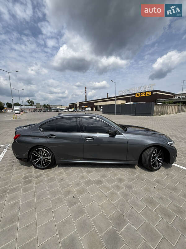 Седан BMW 3 Series 2019 в Черкассах