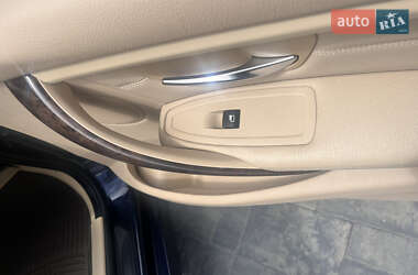 Седан BMW 3 Series 2013 в 