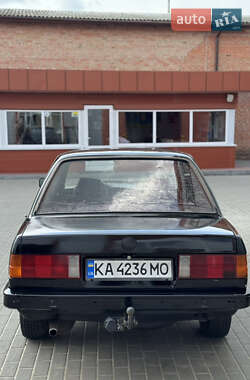 Седан BMW 3 Series 1987 в 