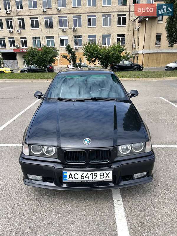 Седан BMW 3 Series 1995 в Києві
