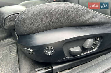 Седан BMW 3 Series 2011 в 