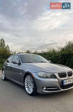 Седан BMW 3 Series 2011 в 