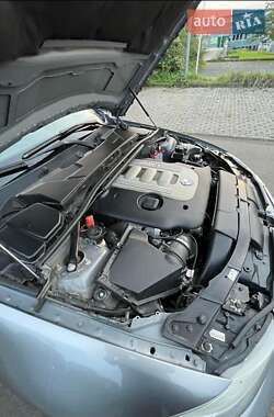 Седан BMW 3 Series 2011 в 