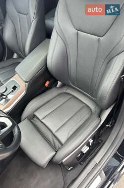 Седан BMW 3 Series 2019 в 