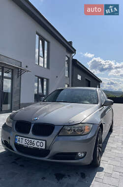 Седан BMW 3 Series 2009 в Ивано-Франковске