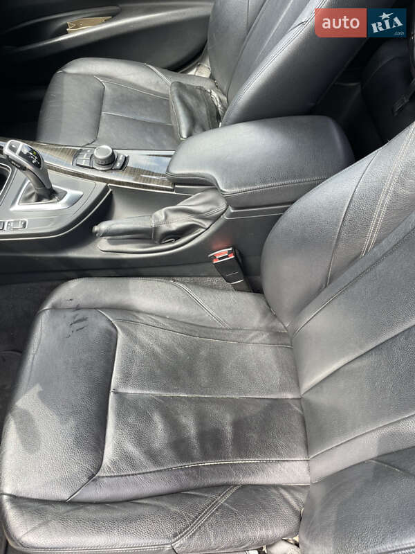 Седан BMW 3 Series 2012 в Львове