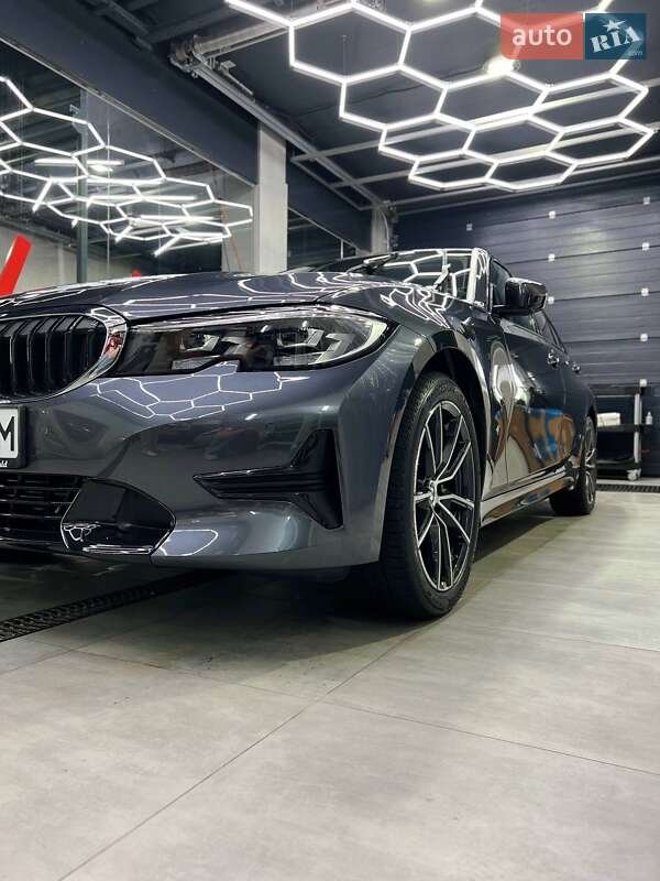 Седан BMW 3 Series 2022 в Одессе фото Седан BMW 3 Series 2022 в Одессе