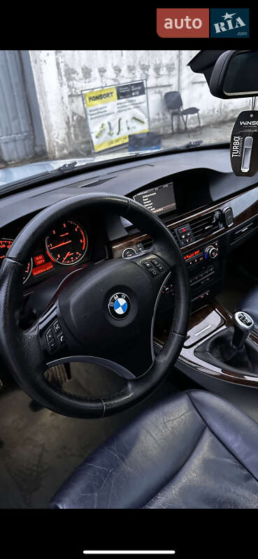 Универсал BMW 3 Series 2009 в Полтаве
