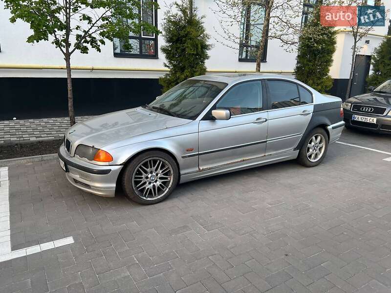 Седан BMW 3 Series 1999 в Киеве