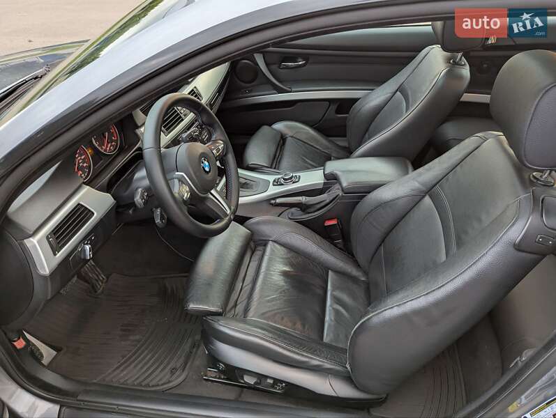 Купе BMW 3 Series 2010 в Киеве фото 14 Купе BMW 3 Series 2010 в Киеве