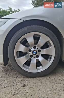 Седан BMW 3 Series 2007 в 