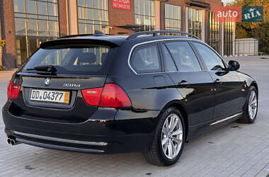 Универсал BMW 3 Series 2009 в 