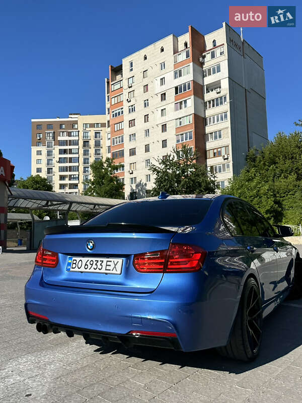 Седан BMW 3 Series 2012 в Бучачі