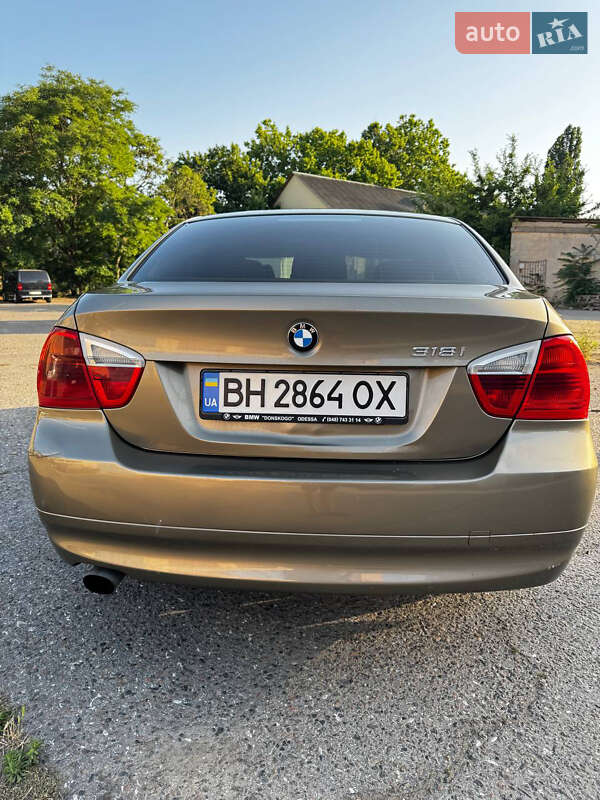 Седан BMW 3 Series 2006 в Одессе