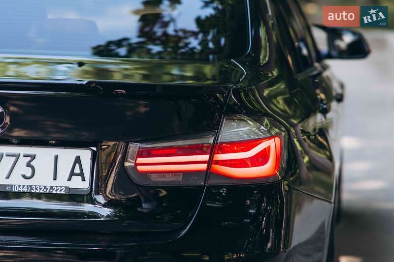 Седан BMW 3 Series 2015 в Івано-Франківську