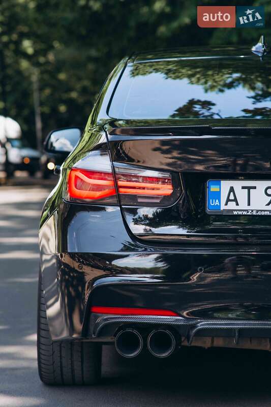 Седан BMW 3 Series 2015 в Івано-Франківську