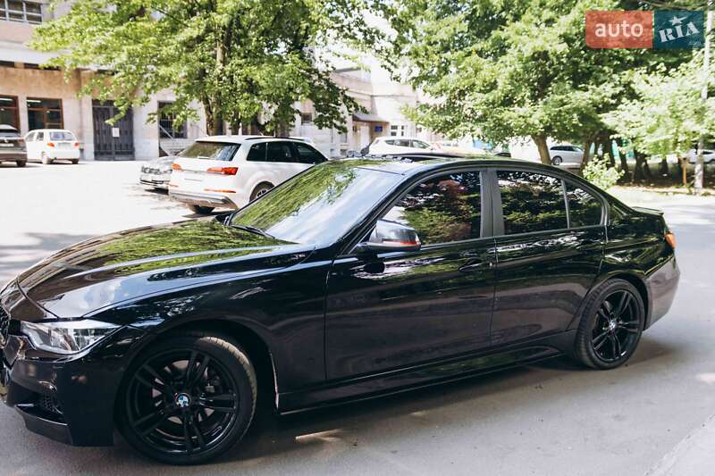 Седан BMW 3 Series 2015 в Івано-Франківську