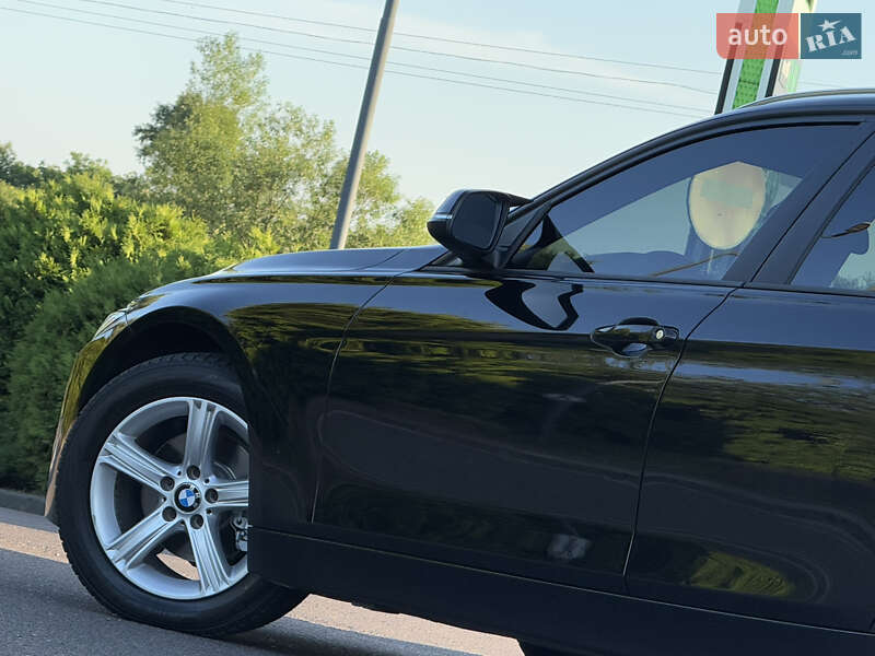 Універсал BMW 3 Series 2015 в Дрогобичі