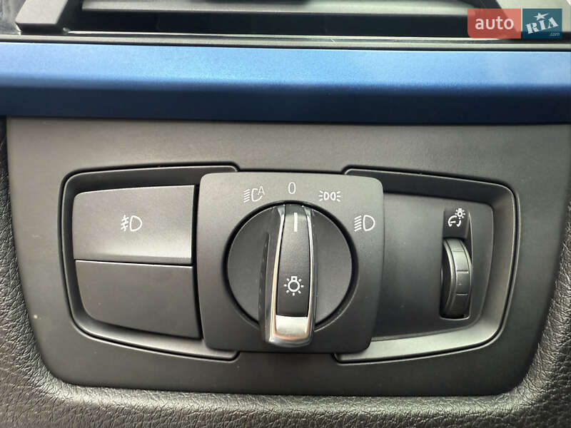 Седан BMW 3 Series 2015 в Одесі