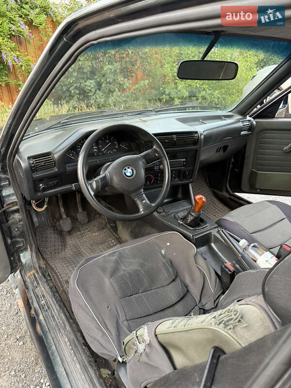 Купе BMW 3 Series 1986 в Дніпрі