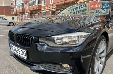 Седан BMW 3 Series 2015 в 