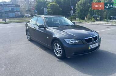 Седан BMW 3 Series 2005 в Києві