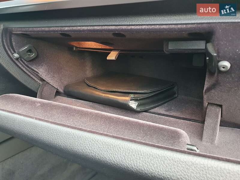 Седан BMW 3 Series 2014 в Кропивницькому