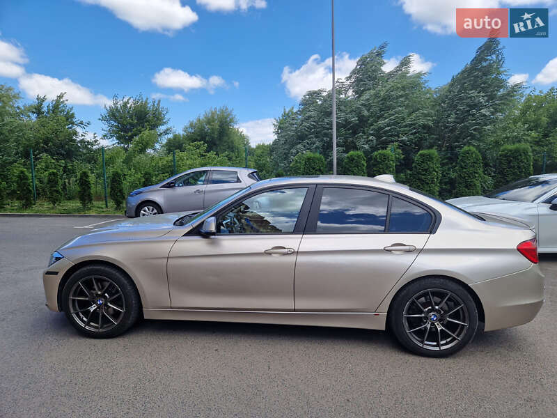 Седан BMW 3 Series 2012 в Києві