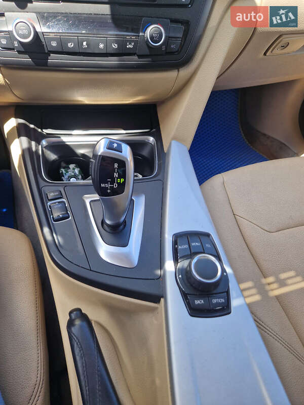 Седан BMW 3 Series 2012 в Києві