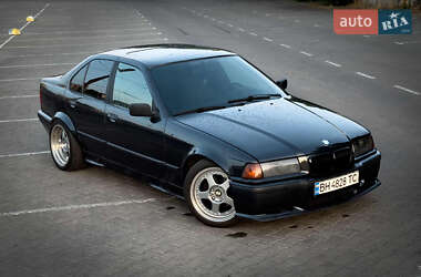 Седан BMW 3 Series 1991 в Одессе